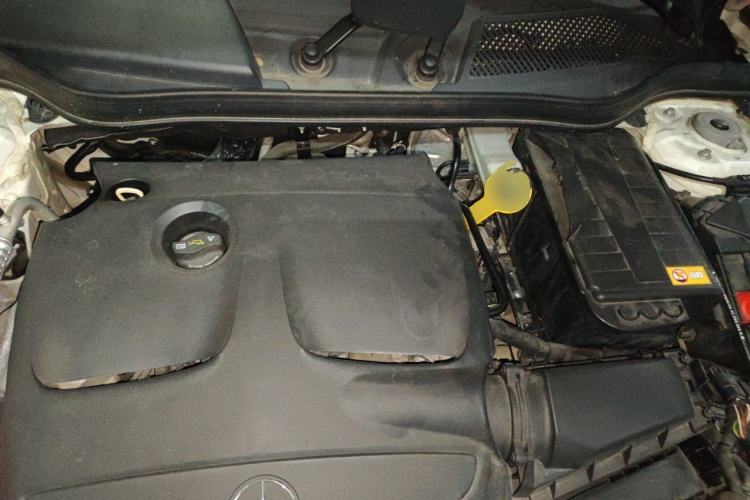 Used Mercedes-Benz GLA 2015 GLA 200 Engine Bay