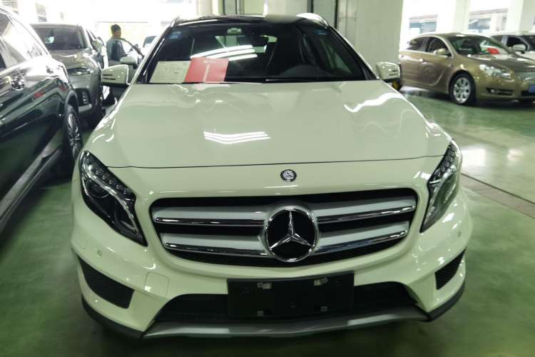 Used Mercedes-Benz GLA 2015 GLA 260 4MATIC Exterior 1