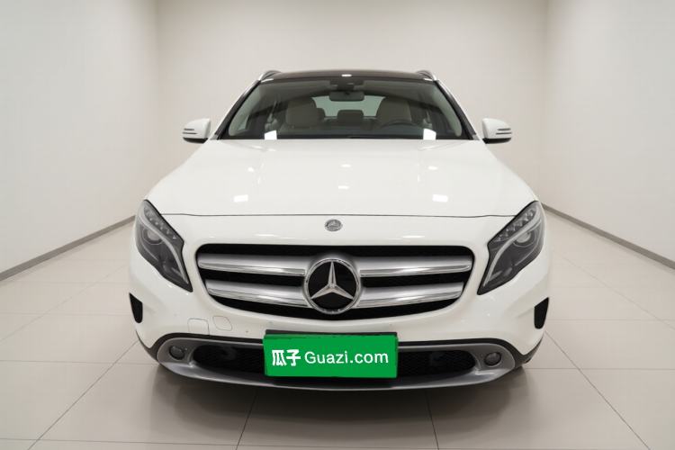 Used Mercedes-Benz GLA 2015 GLA 220 4MATIC Fashion Model Exterior 1