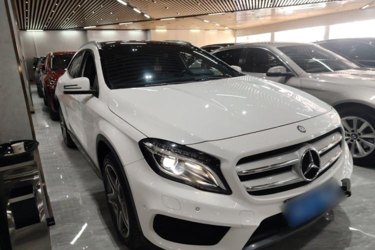 Used Mercedes-Benz GLA 2015 GLA 260 4MATIC Sport Edition Exterior 1