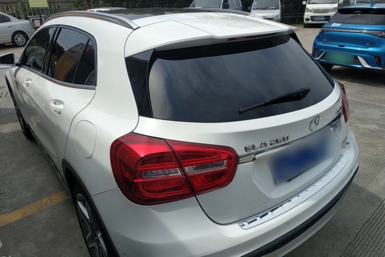 Used Mercedes-Benz GLA 2015 GLA 260 4MATIC Sport Edition Exterior 2