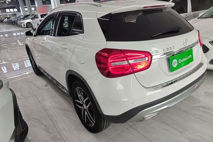 Used Mercedes-Benz GLA 2015 GLA 200 Fashion Model Exterior 2