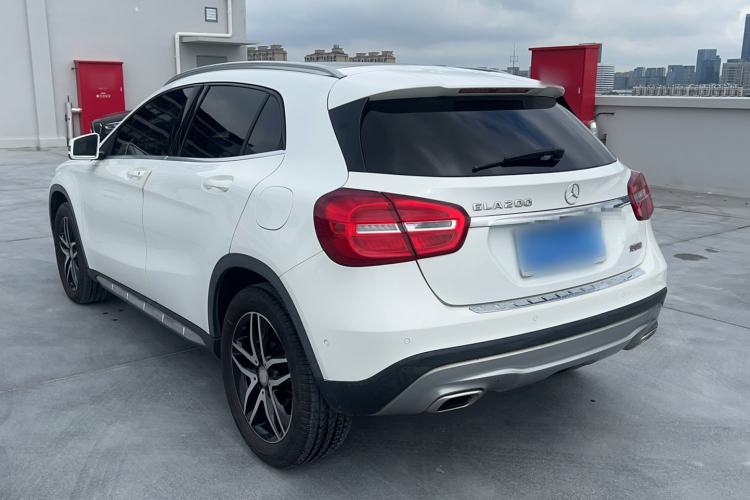 Used Mercedes-Benz GLA 2015 GLA 200 Fashion Model Exterior 2
