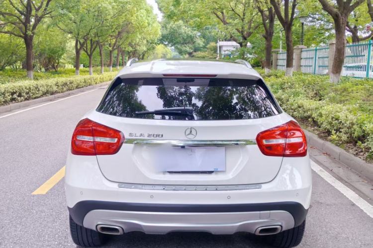 Used Mercedes-Benz GLA 2015 GLA 200 Fashion Model Exterior 2