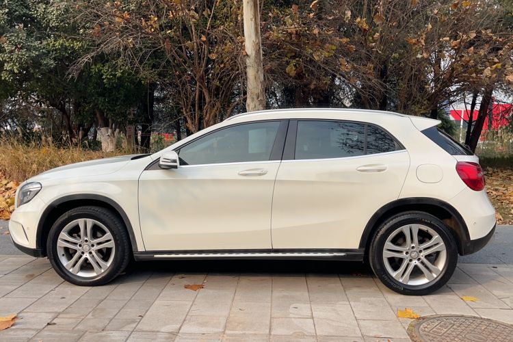 Used Mercedes-Benz GLA 2015 GLA 200 Exterior 3
