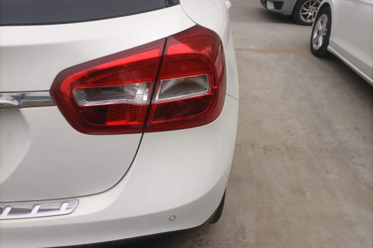 Used Mercedes-Benz GLA 2015 GLA 200 Sport Edition Exterior 3