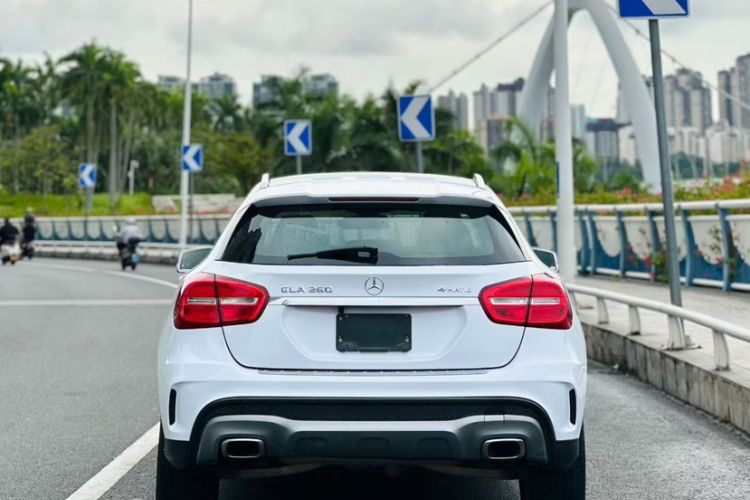 Used Mercedes-Benz GLA 2015 GLA 260 4MATIC Exterior 4