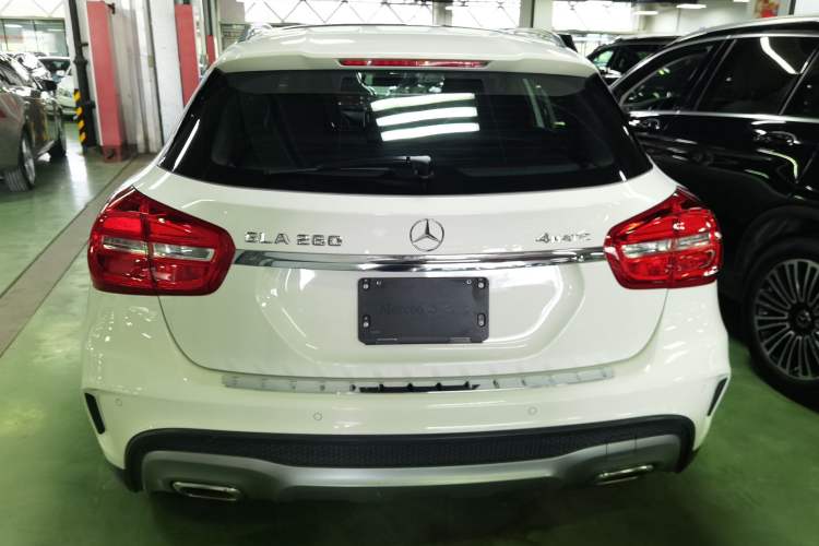 Used Mercedes-Benz GLA 2015 GLA 260 4MATIC Exterior 4