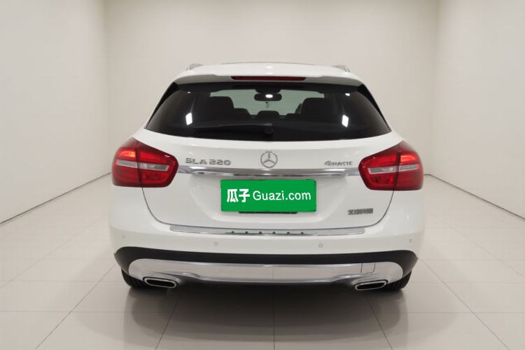 Used Mercedes-Benz GLA 2015 GLA 220 4MATIC Fashion Model Exterior 4