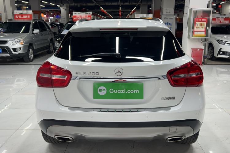 Used Mercedes-Benz GLA 2015 GLA 200 Fashion Model Exterior 4