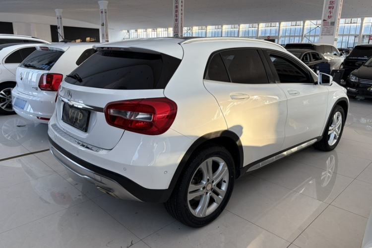 Used Mercedes-Benz GLA 2015 GLA 200 Sport Edition Exterior 4