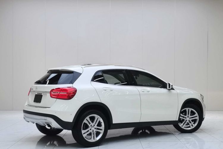 Used Mercedes-Benz GLA 2015 GLA 200 Exterior 5
