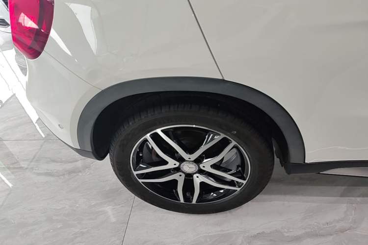 Used Mercedes-Benz GLA 2015 GLA 200 Fashion Model Exterior 5