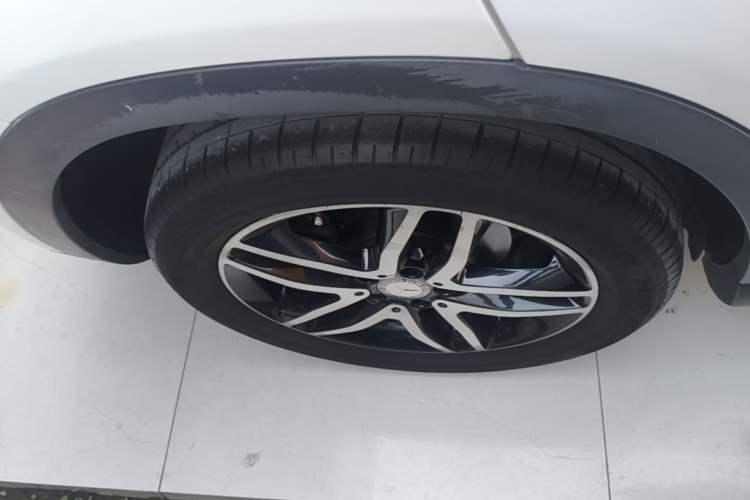 Used Mercedes-Benz GLA 2015 GLA 200 Fashion Model Exterior 5