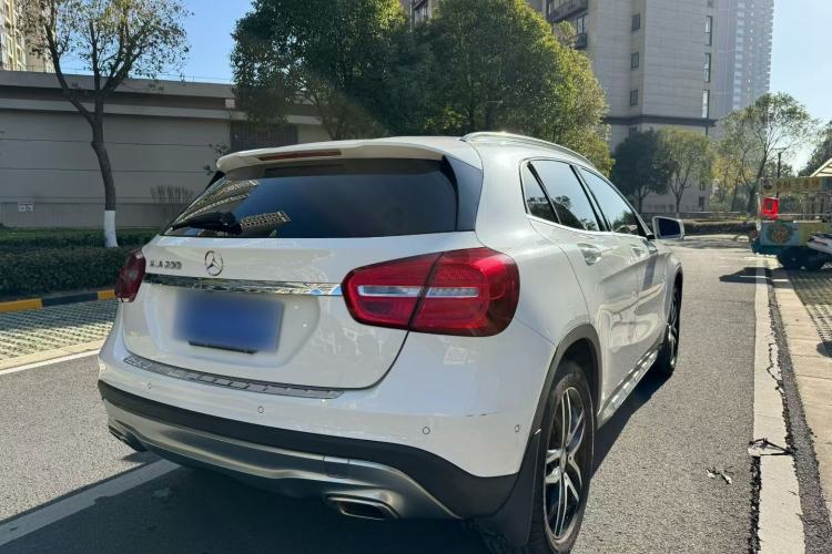 Used Mercedes-Benz GLA 2015 GLA 200 Fashion Model Exterior 6