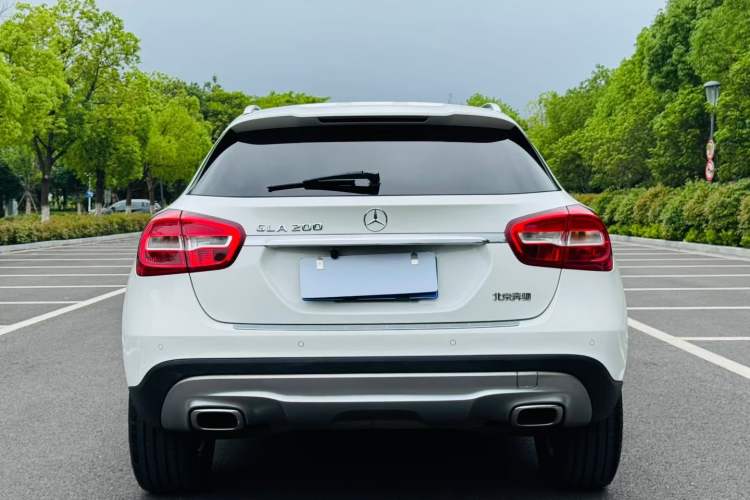 Used Mercedes-Benz GLA 2015 GLA 200 Sport Edition Exterior 9