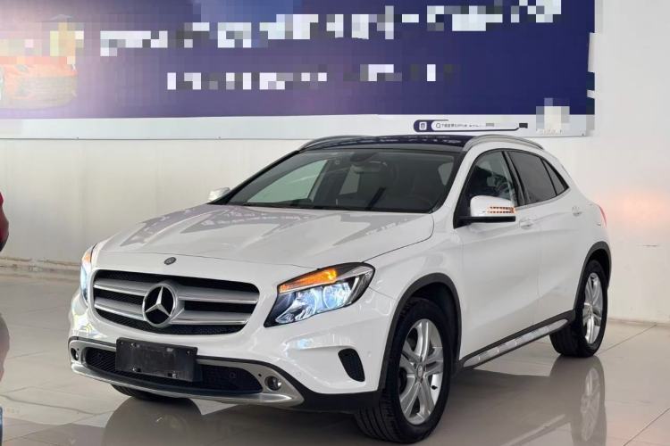 Used Mercedes-Benz GLA 2015 GLA 200 Sport Edition Guazi used car, China used car export, Used car for sale, Used cars, Cheapest cars for sale