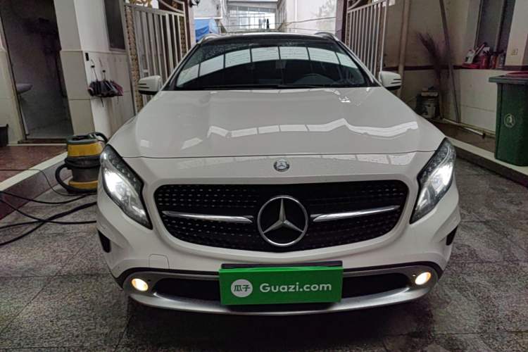 Used Mercedes-Benz GLA 2015 GLA 220 4MATIC Fashion Model Front