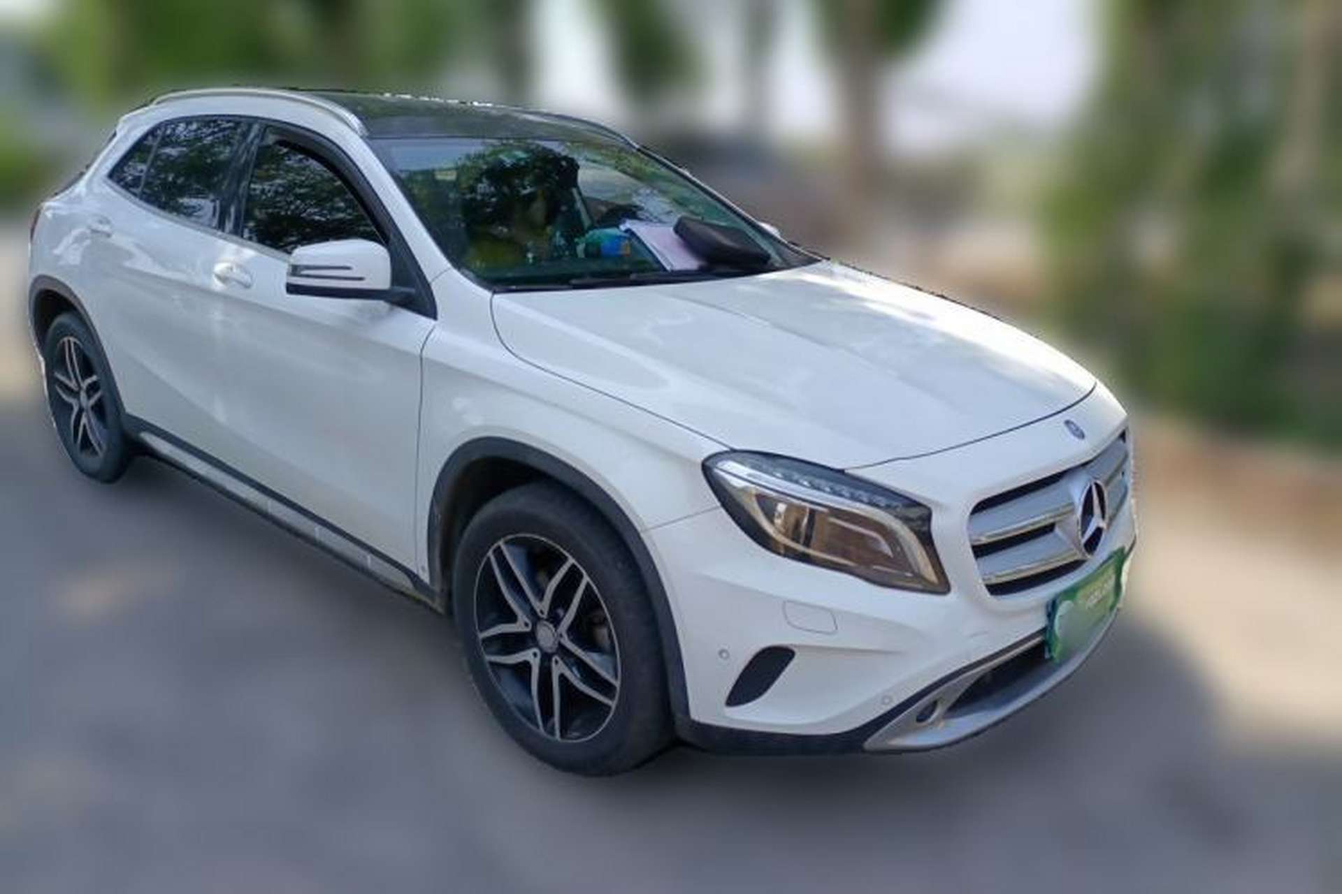 Used Mercedes-Benz GLA 2015 GLA 200 Fashion Model Front Right 45 Deg