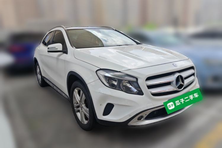 Used Mercedes-Benz GLA 2015 GLA 200 Sport Edition Front Right 45 Deg