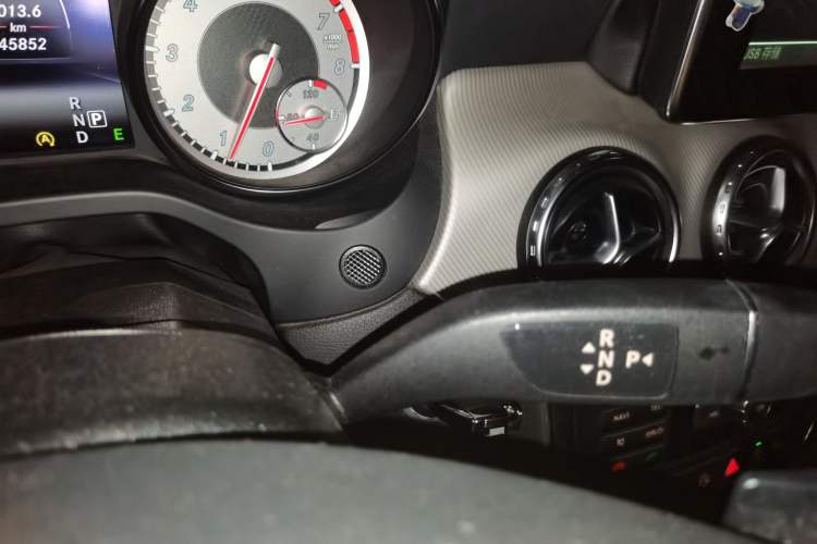 Used Mercedes-Benz GLA 2015 GLA 200 Fashion Model Gear Lever