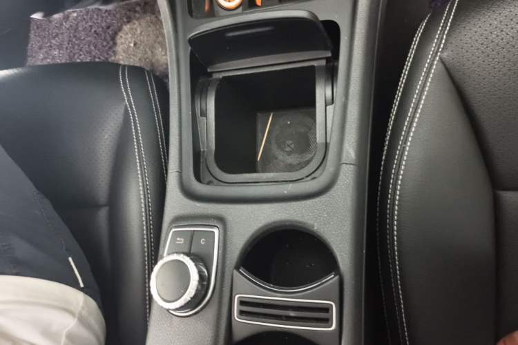 Used Mercedes-Benz GLA 2015 GLA 200 Fashion Model Gear Lever