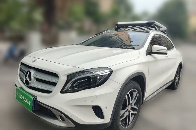 Used Mercedes-Benz GLA 2015 GLA 200 Sport Edition Guazi used car, China used car export, Used car for sale, Used cars, Cheapest cars for sale