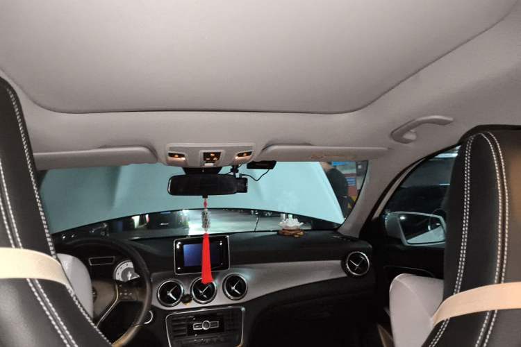 Used Mercedes-Benz GLA 2015 GLA 200 Fashion Model Headliner
