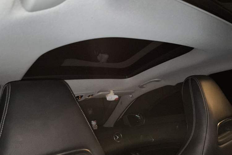 Used Mercedes-Benz GLA 2015 GLA 200 Fashion Model Headliner