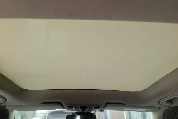 Used Mercedes-Benz GLA 2015 GLA 220 4MATIC Fashion Model Headliner