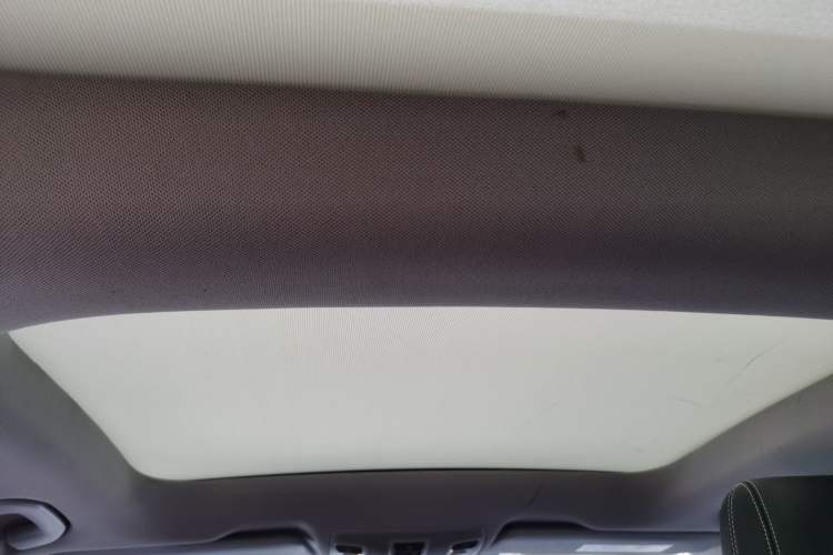 Used Mercedes-Benz GLA 2015 GLA 200 Sport Edition Headliner