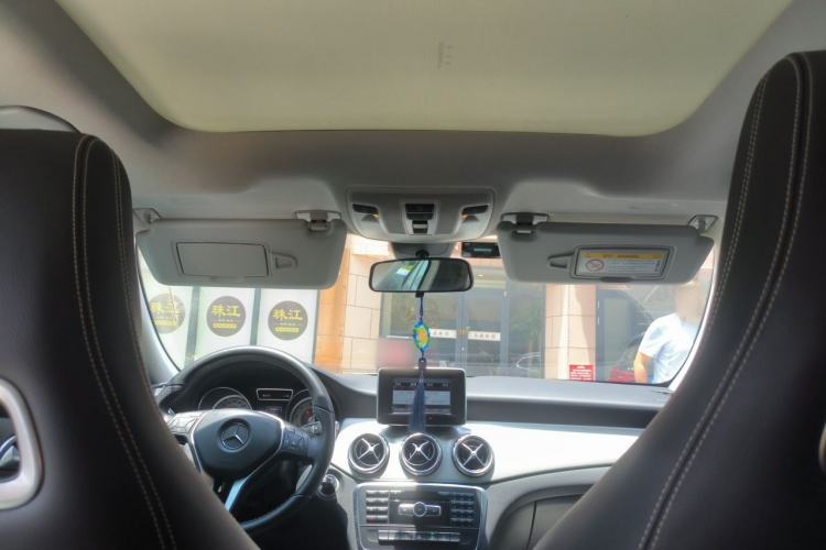 Used Mercedes-Benz GLA 2015 GLA 200 Sport Edition Headliner