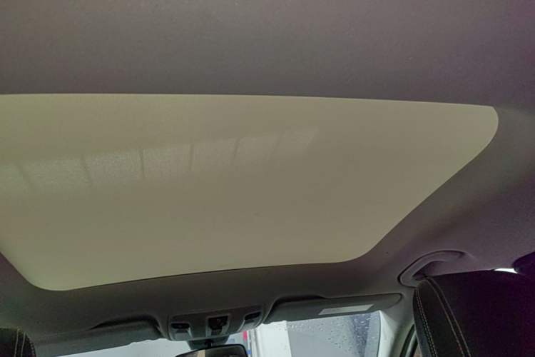 Used Mercedes-Benz GLA 2015 GLA 220 4MATIC Fashion Model Headliner