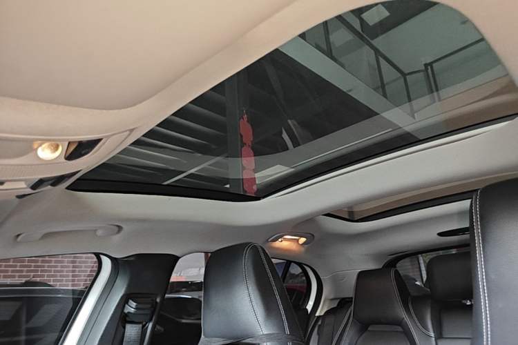 Used Mercedes-Benz GLA 2015 GLA 200 Fashion Model Headliner