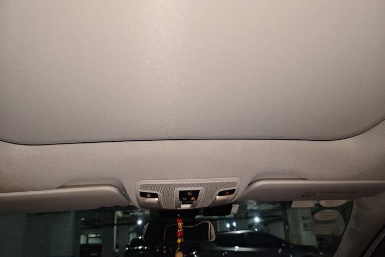 Used Mercedes-Benz GLA 2015 GLA 220 4MATIC Fashion Model Headliner