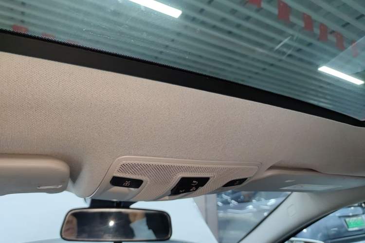 Used Mercedes-Benz GLA 2015 GLA 200 Sport Edition Headliner