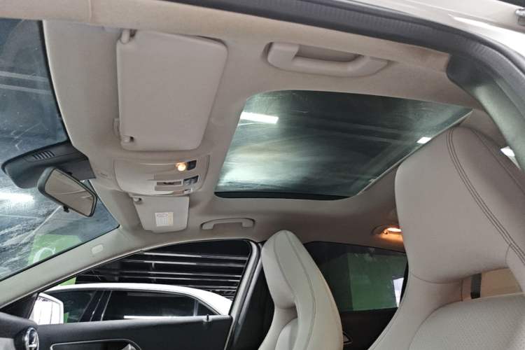 Used Mercedes-Benz GLA 2015 GLA 200 Fashion Model Headliner