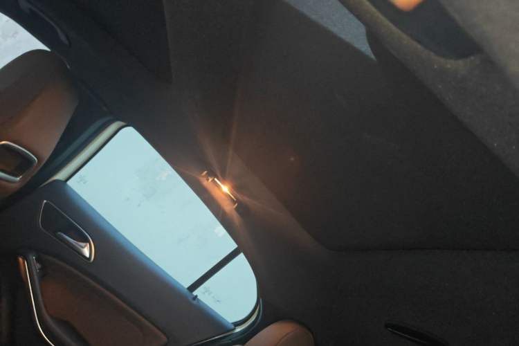 Used Mercedes-Benz GLA 2015 GLA 260 4MATIC Headliner