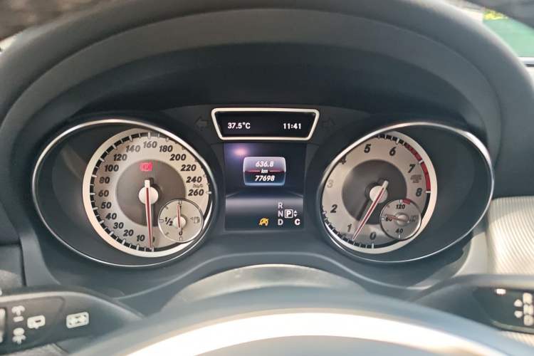 Used Mercedes-Benz GLA 2015 GLA 200 Fashion Model Instrument Cluster