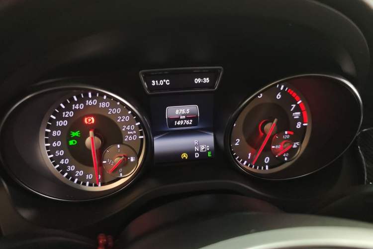 Used Mercedes-Benz GLA 2015 GLA 200 Fashion Model Instrument Cluster