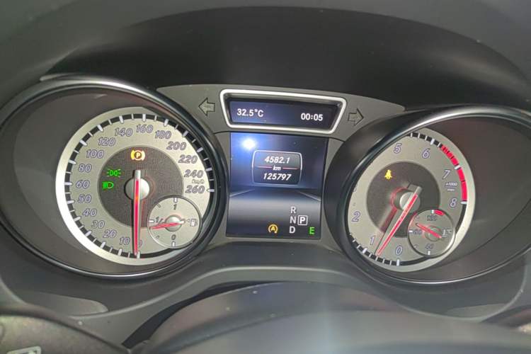 Used Mercedes-Benz GLA 2015 GLA 200 Sport Edition Instrument Cluster