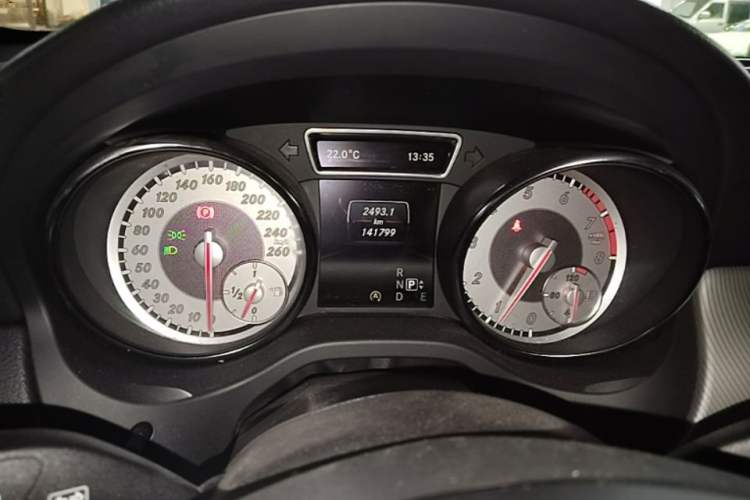 Used Mercedes-Benz GLA 2015 GLA 200 Sport Edition Instrument Cluster