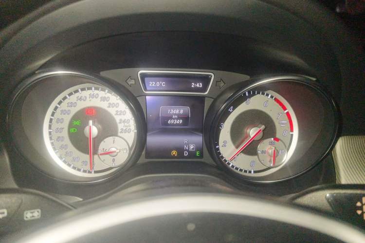 Used Mercedes-Benz GLA 2015 GLA 200 Sport Edition Instrument Cluster