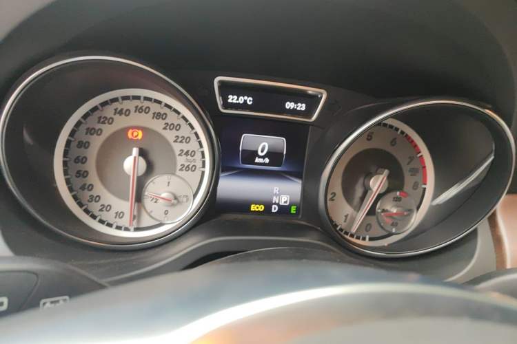 Used Mercedes-Benz GLA 2015 GLA 260 4MATIC Instrument Cluster