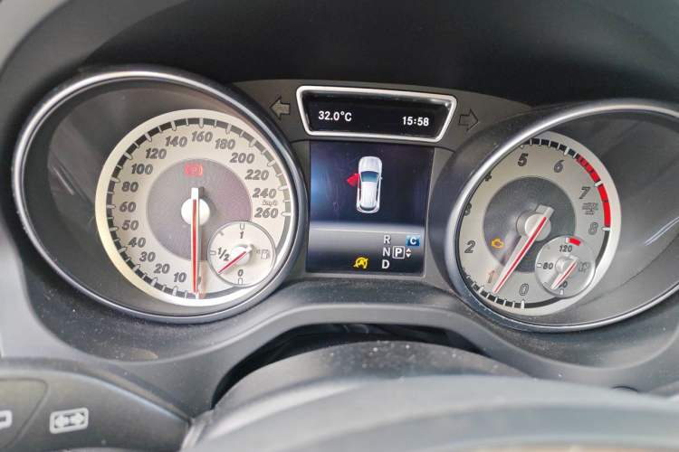 Used Mercedes-Benz GLA 2015 GLA 200 Sport Edition Instrument Cluster
