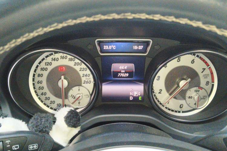 Used Mercedes-Benz GLA 2015 GLA 200 Fashion Model Instrument Cluster
