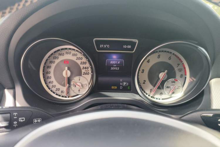 Used Mercedes-Benz GLA 2015 GLA 200 Instrument Cluster