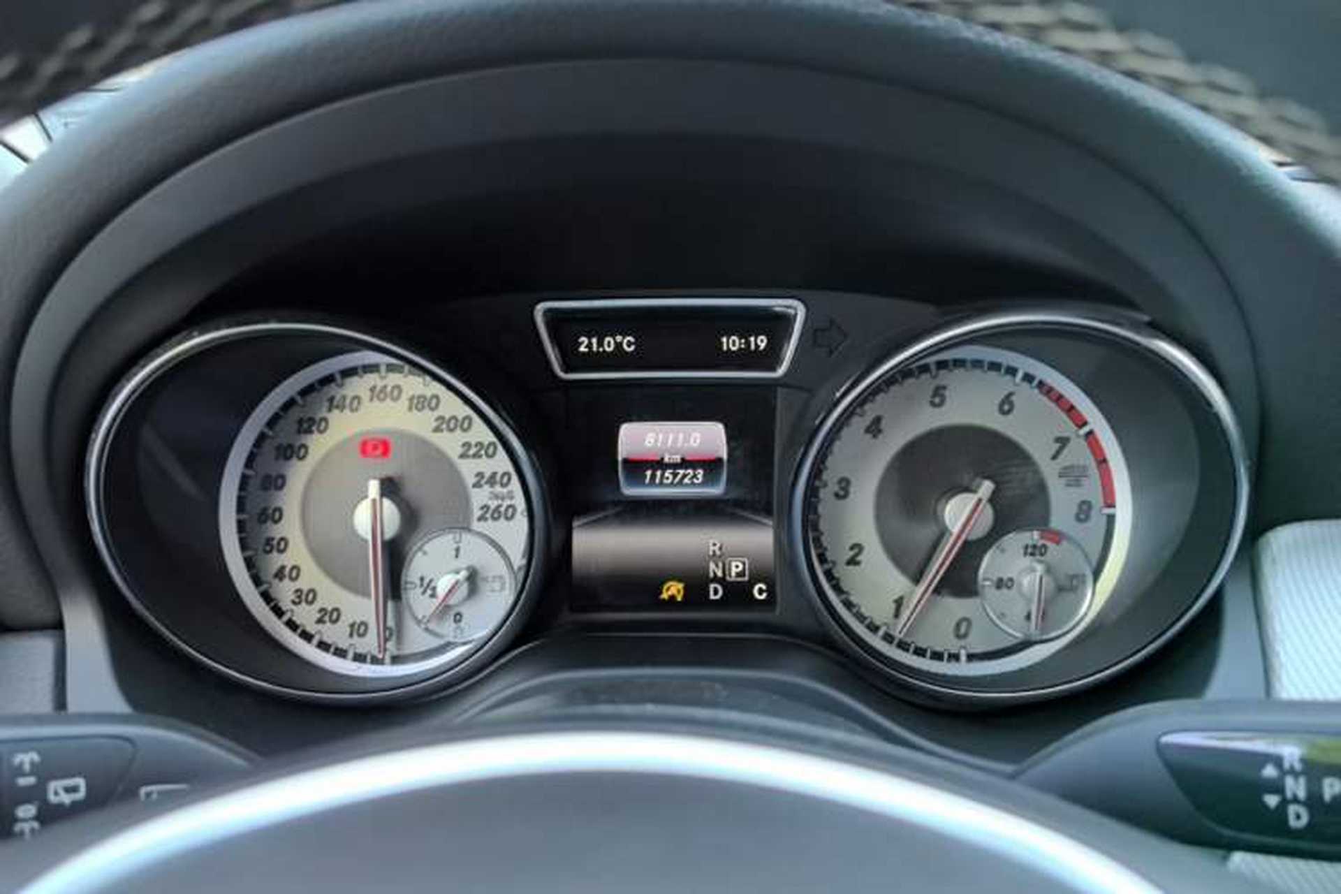 Used Mercedes-Benz GLA 2015 GLA 200 Fashion Model Instrument Cluster