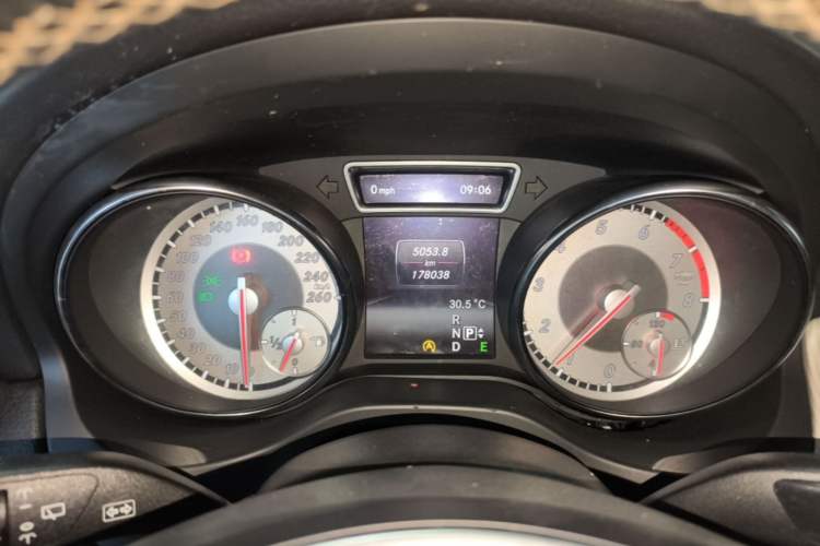 Used Mercedes-Benz GLA 2015 GLA 200 Sport Edition Instrument Cluster