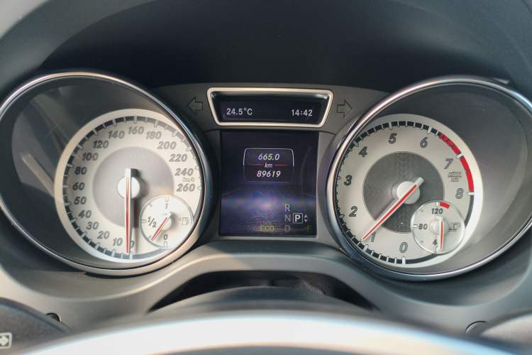 Used Mercedes-Benz GLA 2015 GLA 200 Instrument Cluster